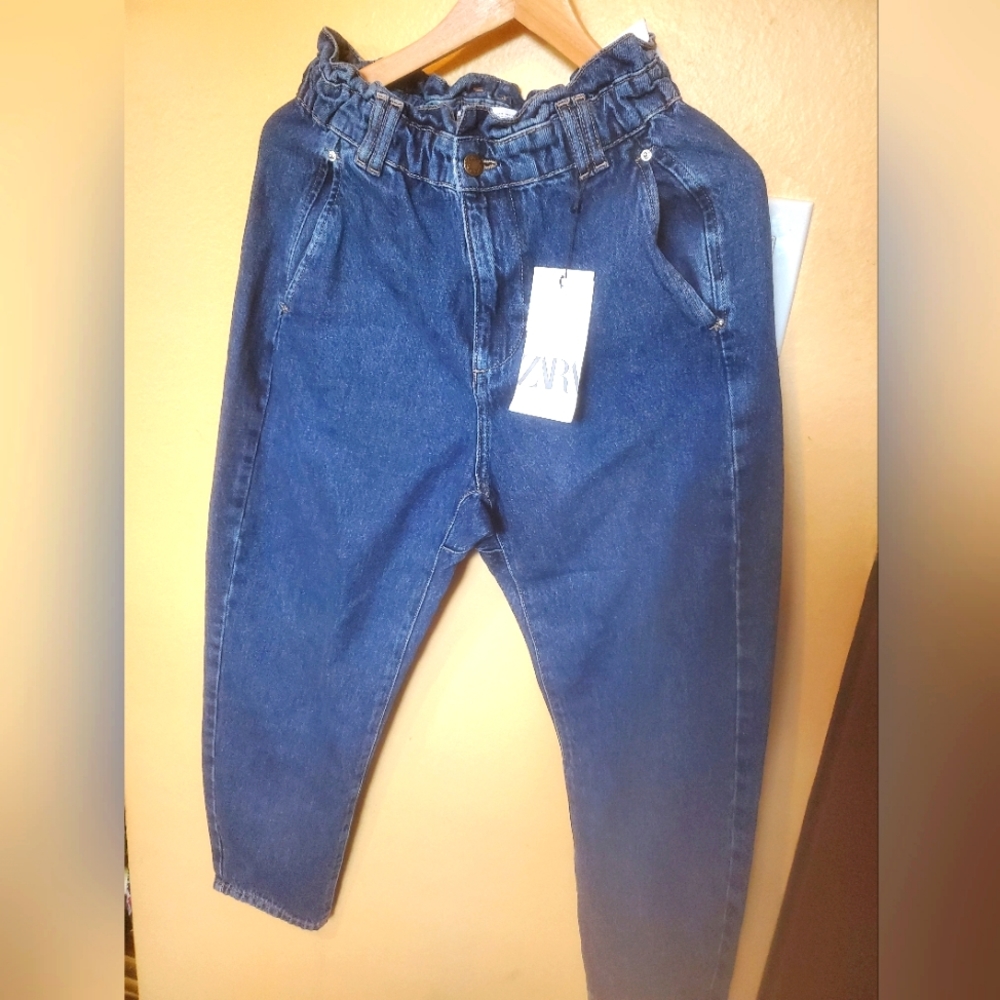 Zara baggy  blue jeans  size 5